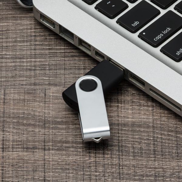 Pen-Drive-Giratorio-Metalico-32-GB-7335d1-1521827752
